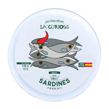 Load image into Gallery viewer, Small Sardines In Spicy Olive Oil - 10/14 Pieces - 115 g