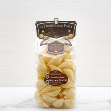 Load image into Gallery viewer, Durum Wheat Conchiglioni Giganti Pasta La Fabbrica della Pasta Terramar Imports