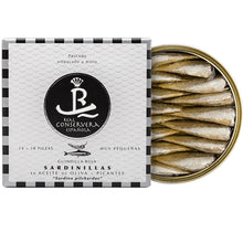 Load image into Gallery viewer, Small Sardines in Spicy Olive Oil